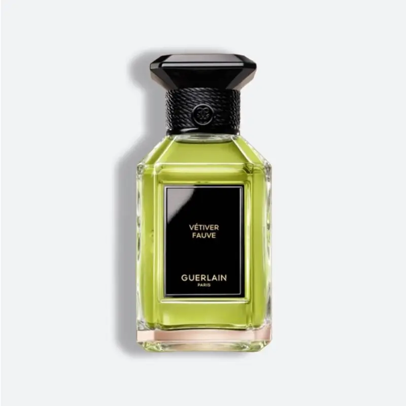 زجاجة عطر Vétiver Fauve من جيرلان بسائل أخضر فاتح وغطاء أسود